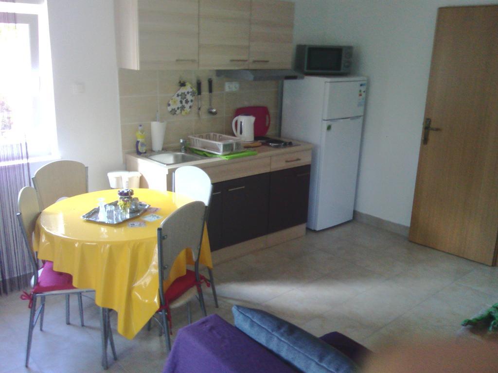 Apartments Krajici Kastela Phòng bức ảnh