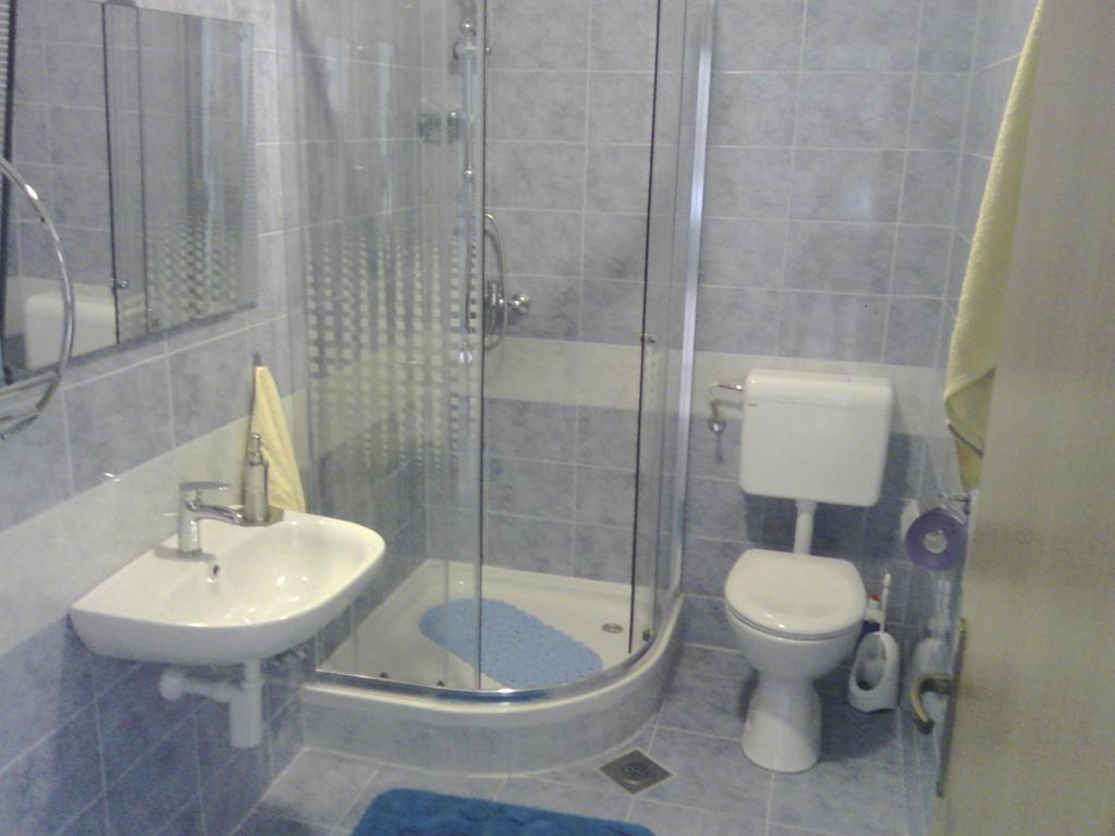 Apartments Krajici Kastela Phòng bức ảnh