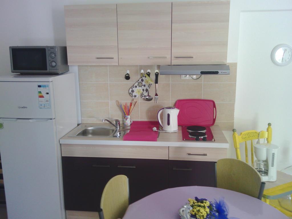 Apartments Krajici Kastela Phòng bức ảnh