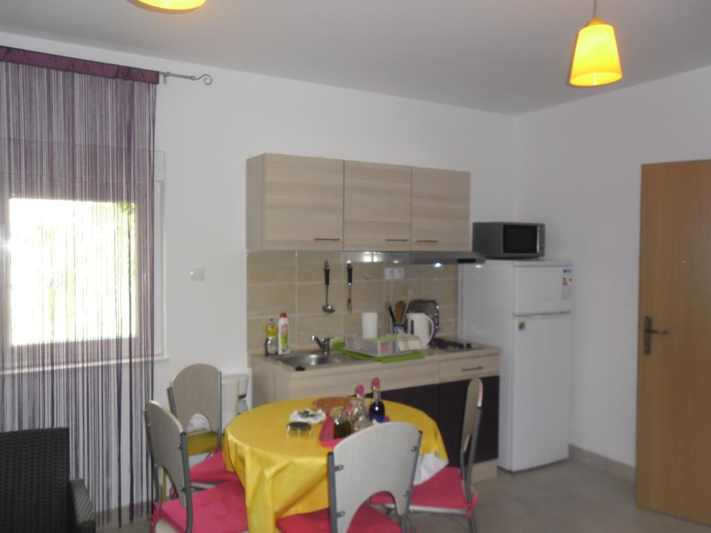 Apartments Krajici Kastela Ngoại thất bức ảnh